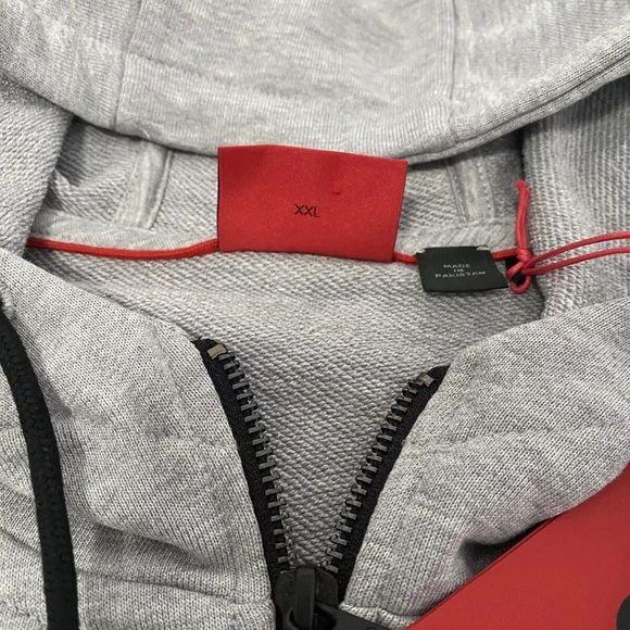 Hugo Men's Gray Zip-Up Hoodie size XXL - Picture 3 of 6